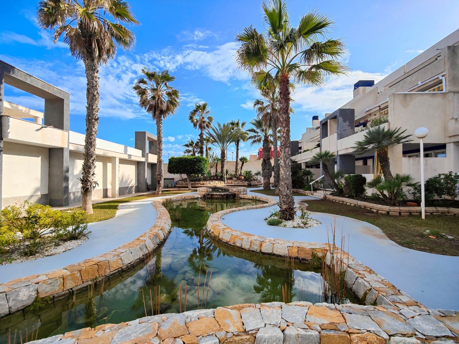 2-Bedroom Apartment in Torre la Mata, Torrevieja - Image 40