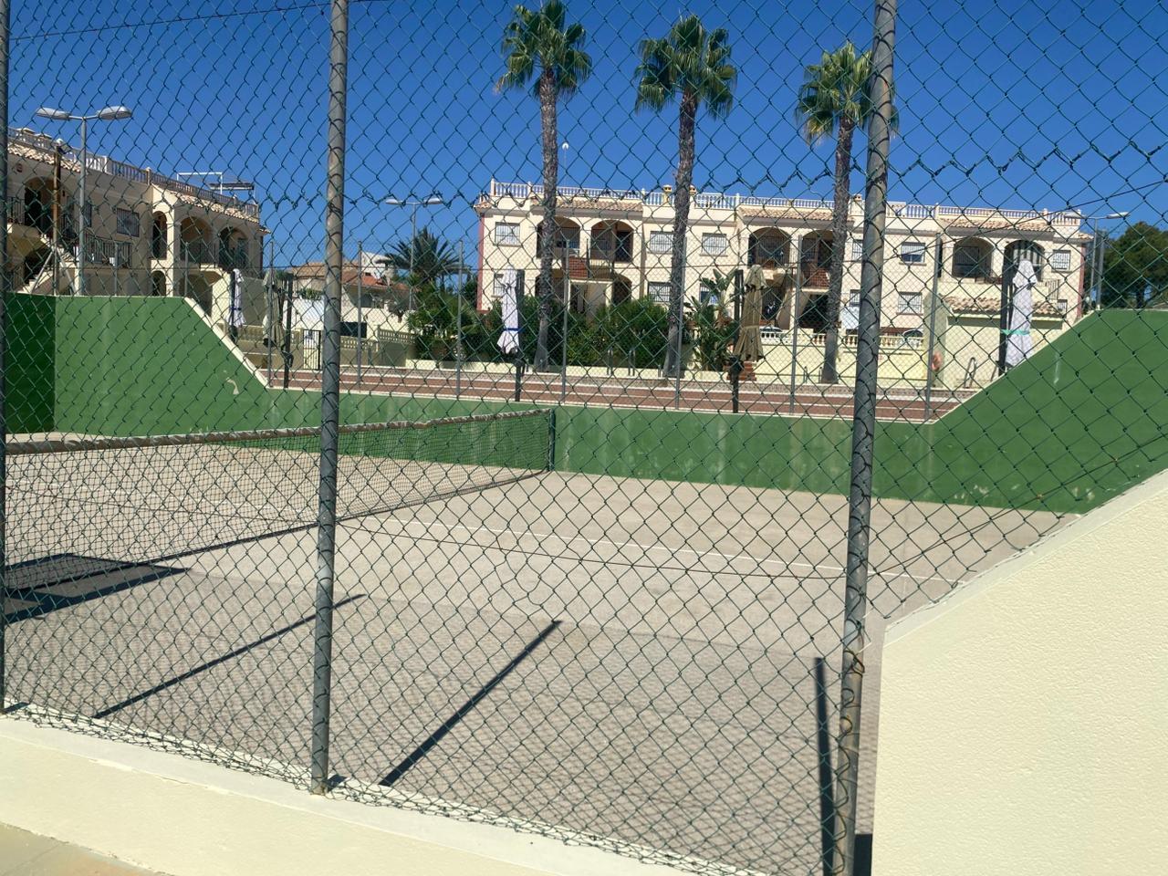 2-Bedroom Apartment in Comunidad Valenciana, Algorfa - Image 20