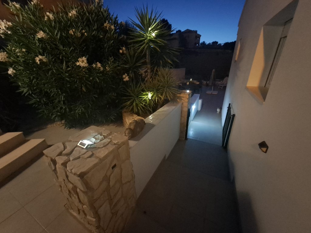 6-Bedroom Villa in Rojales - Image 44