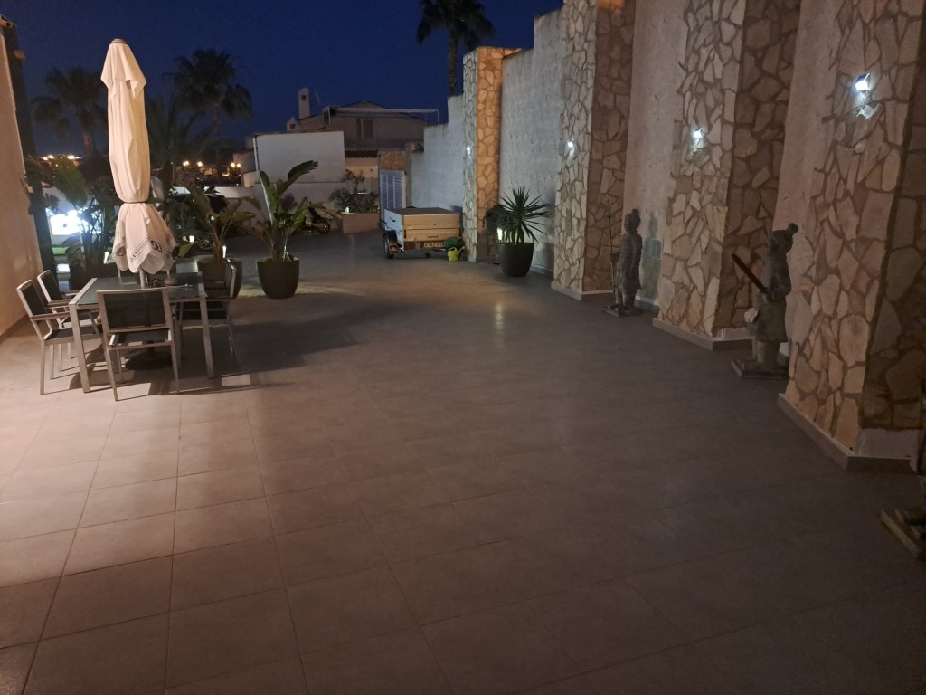 6-Bedroom Villa in Rojales - Image 48