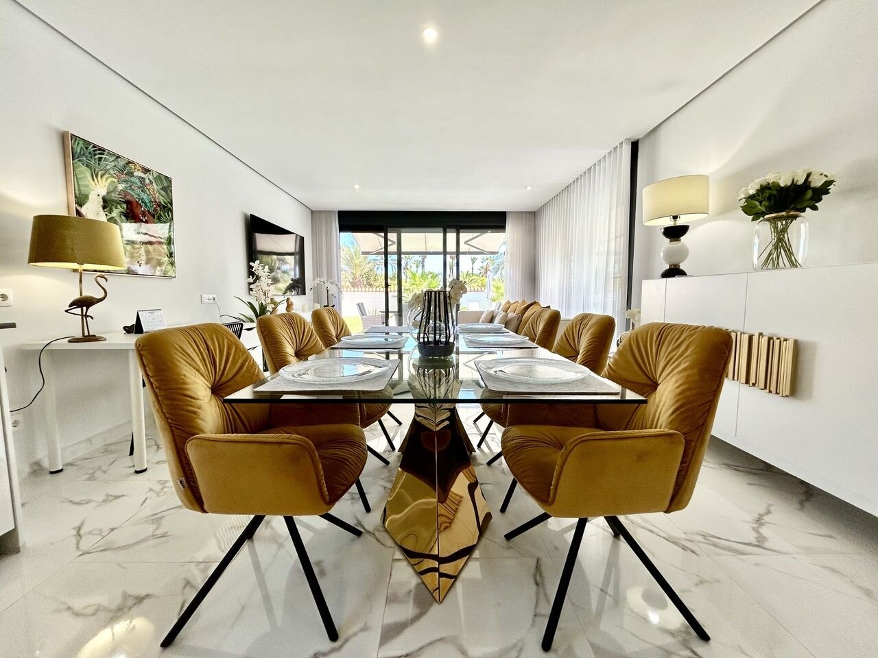 3-Bedroom Villa in Los Urrutias - Image 11