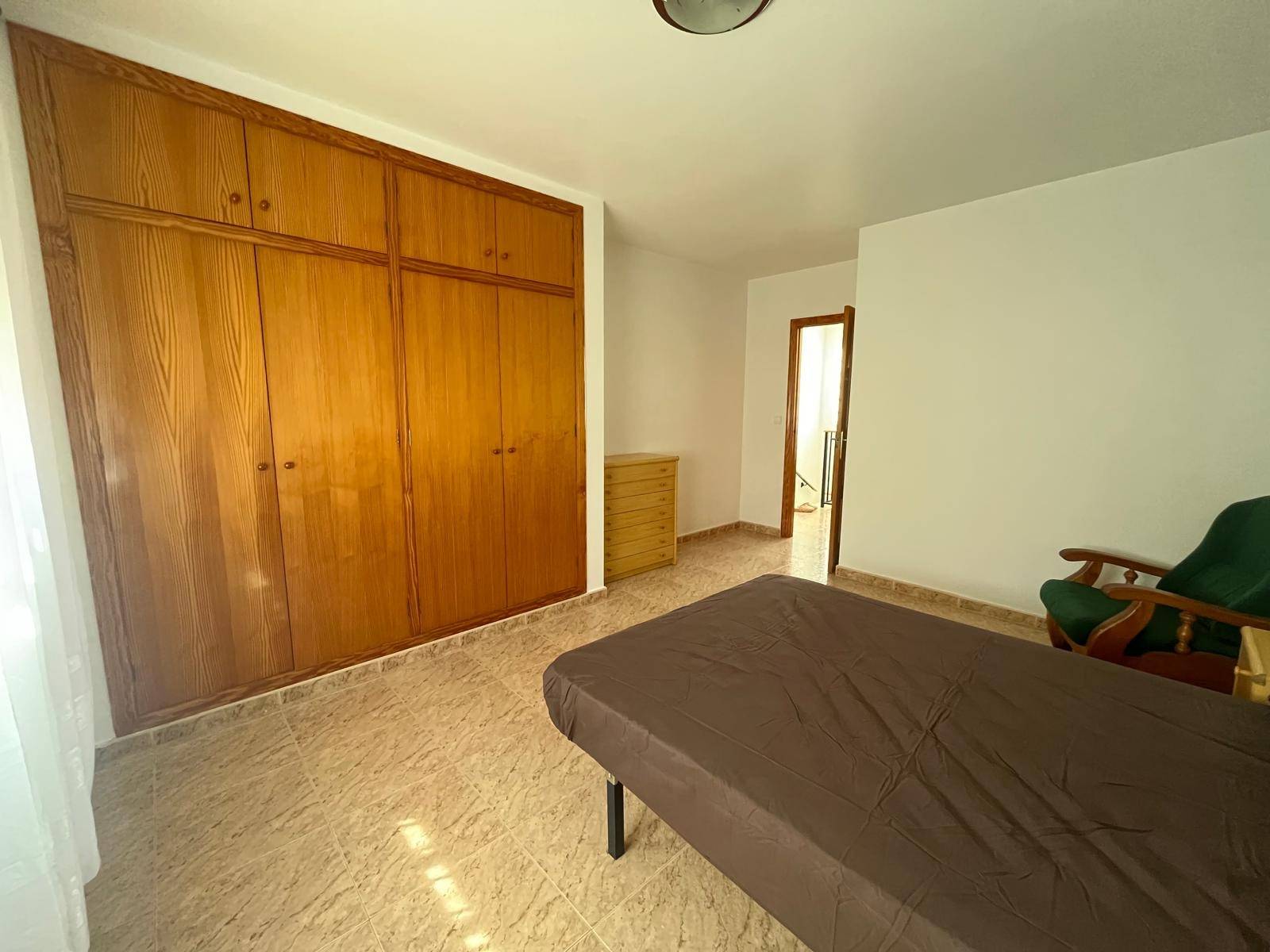 5-Bedroom House in Santiago de la Ribera - Image 12