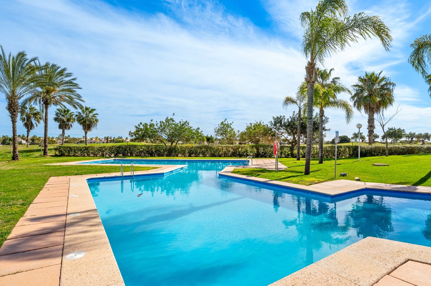 2-Bedroom Apartment in San Javier - Image 30