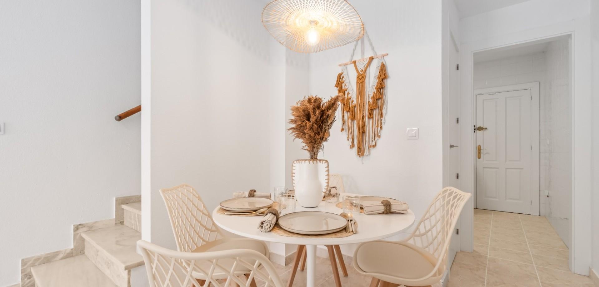 2-Bedroom House in La Florida, Orihuela Costa - Image 5