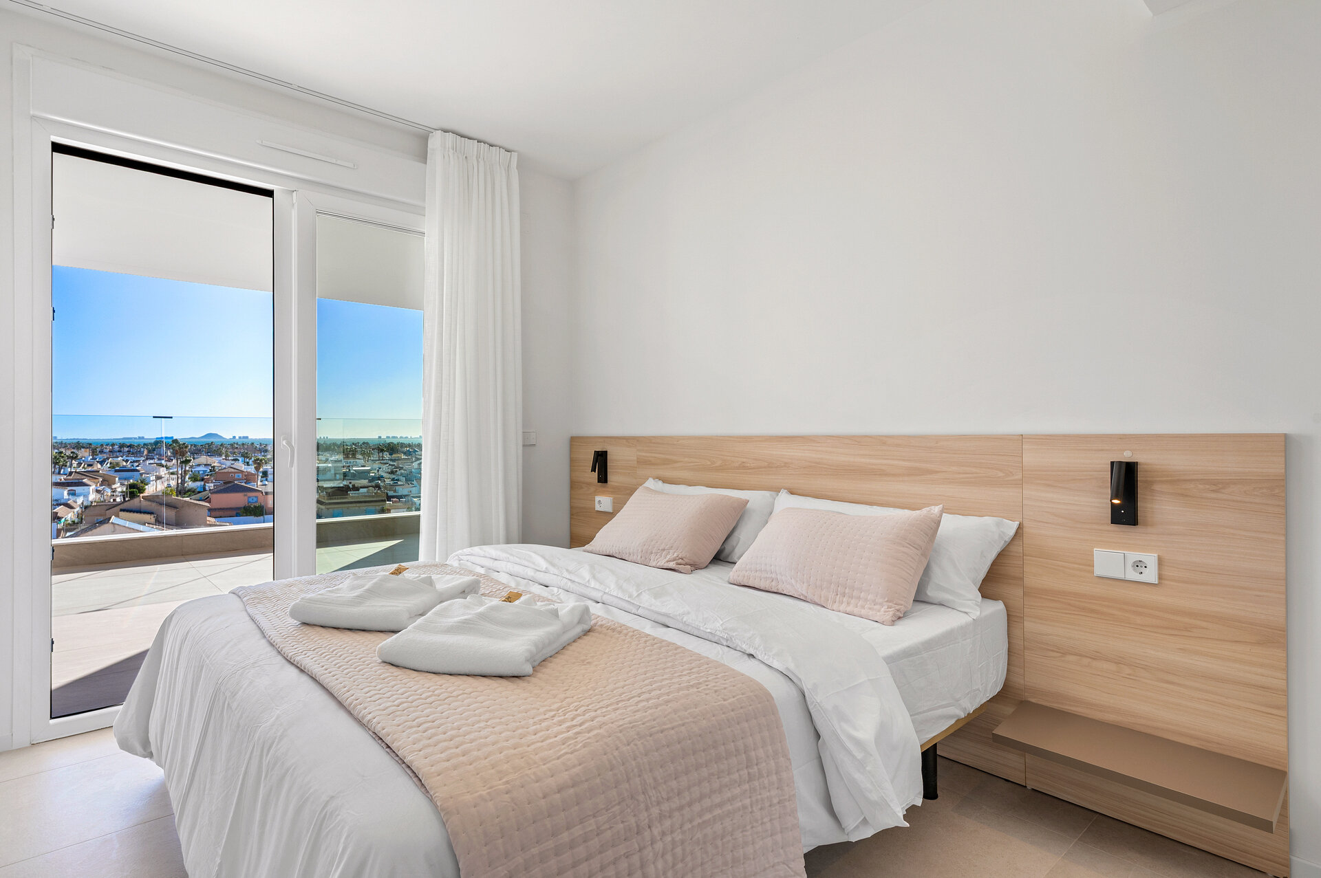 3-Bedroom Apartment in Los Alcázares - Image 19