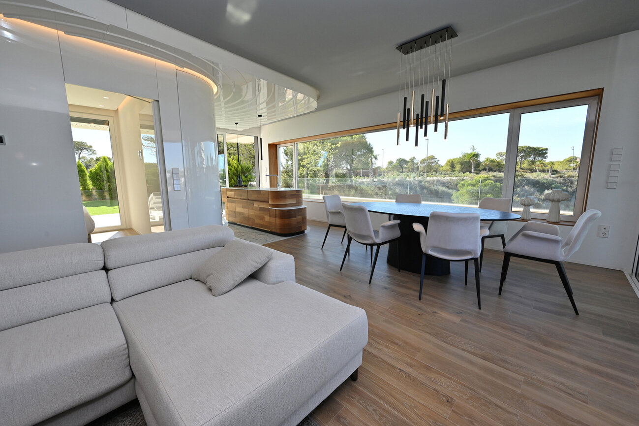 3-Bedroom Apartment in Orihuela - Image 4