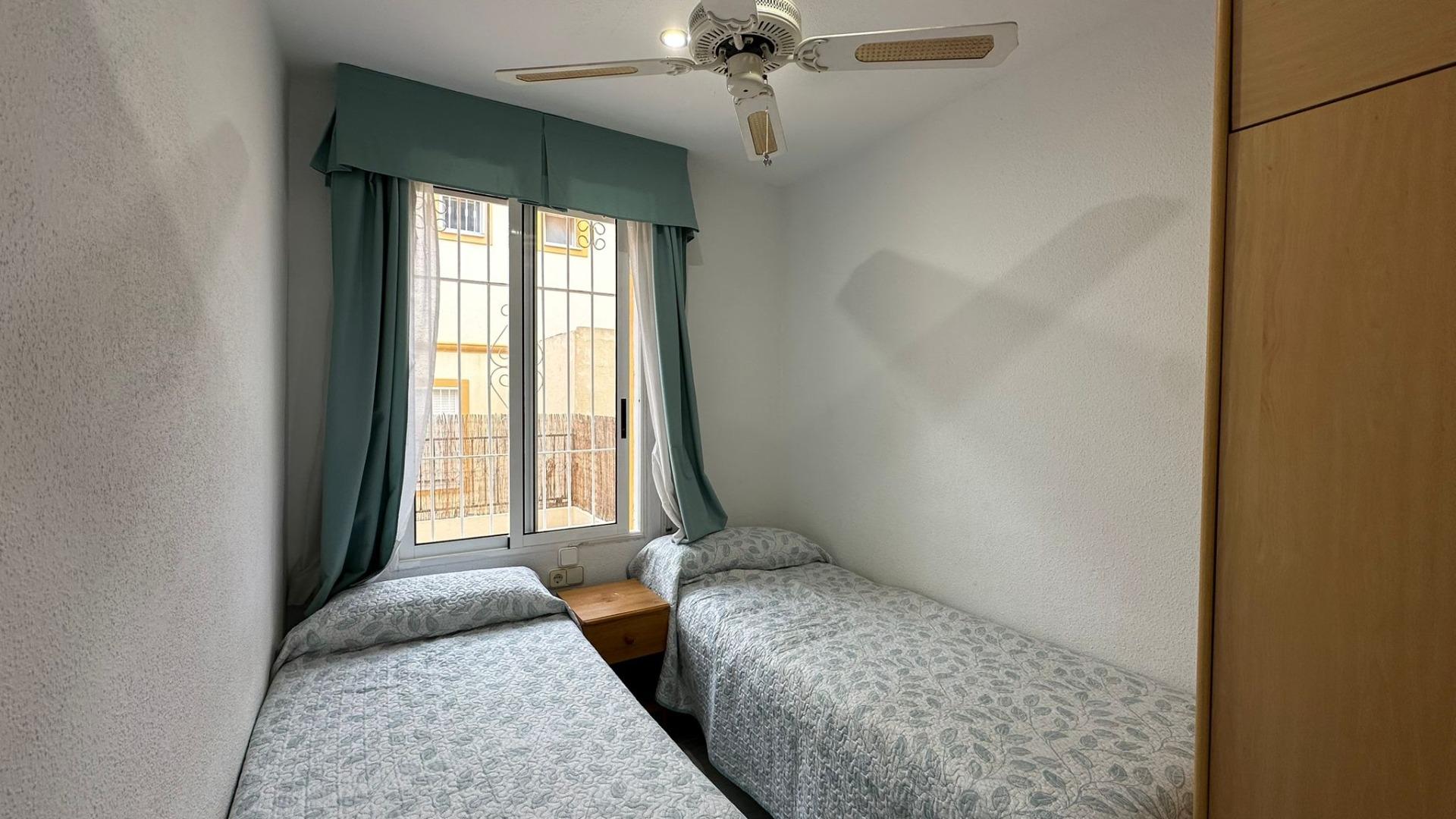 2-Bedroom Bungalow in La Chismosa, Orihuela Costa - Image 13