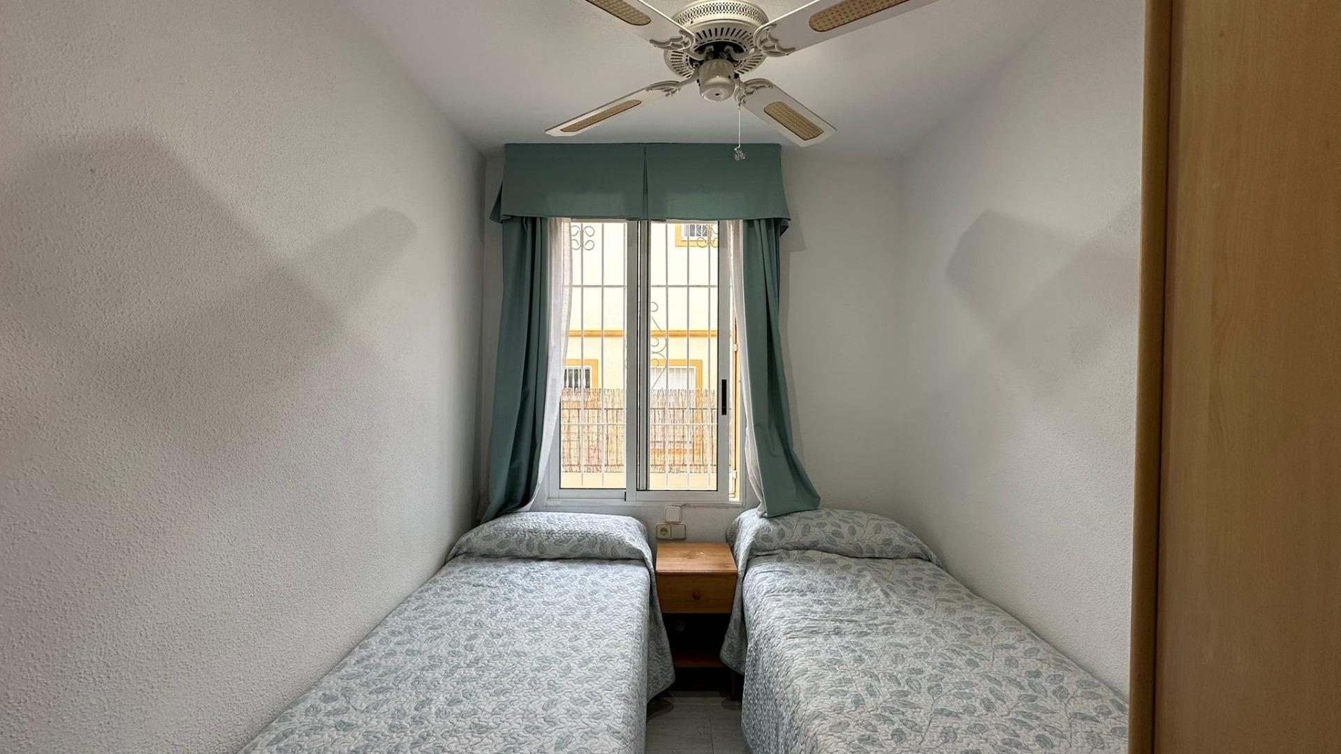 2-Bedroom Bungalow in La Chismosa, Orihuela Costa - Image 14