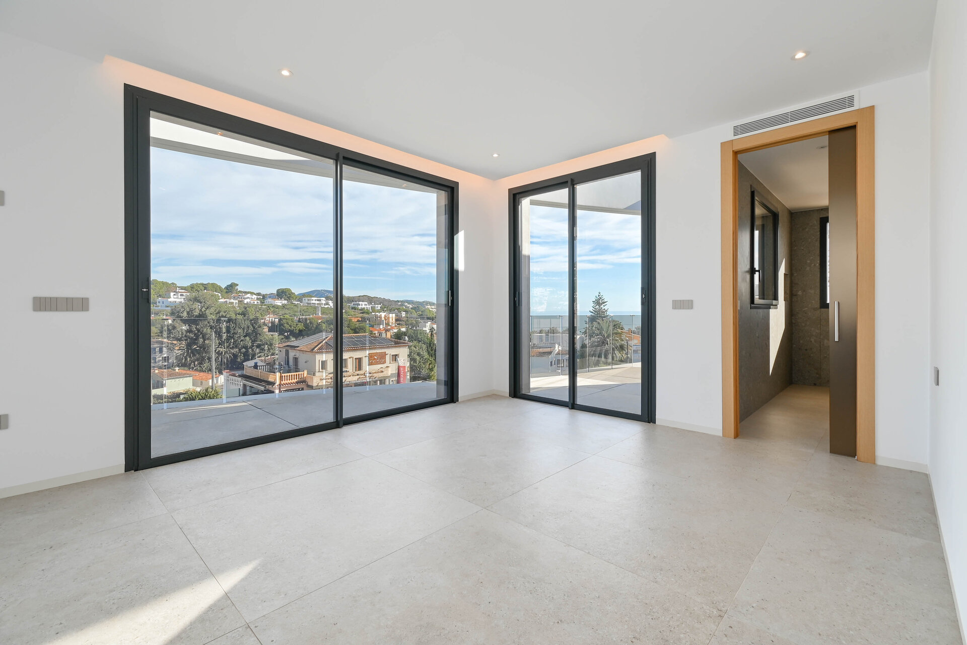 4-Bedroom Villa in Benissa - Image 16