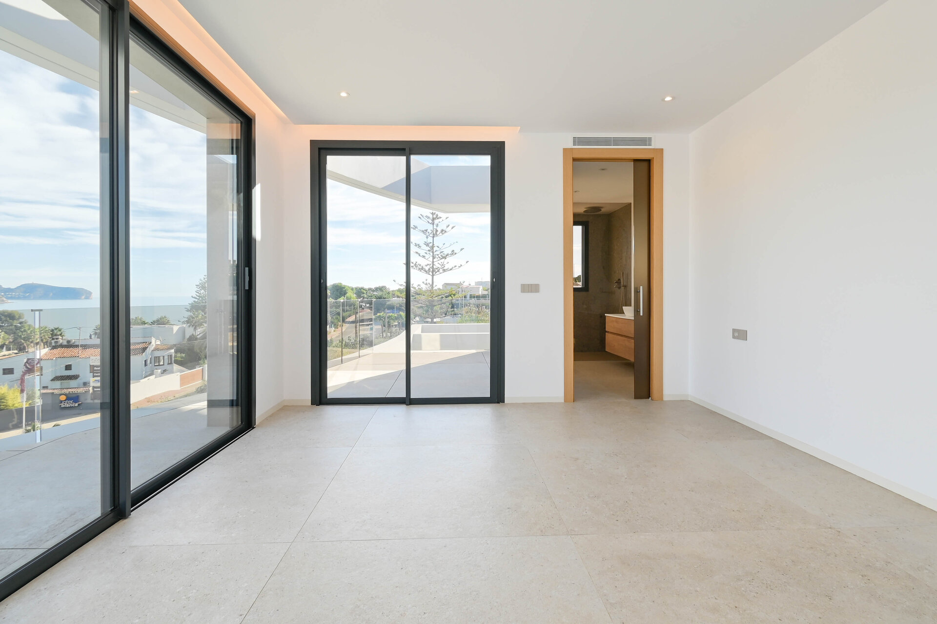 4-Bedroom Villa in Benissa - Image 17