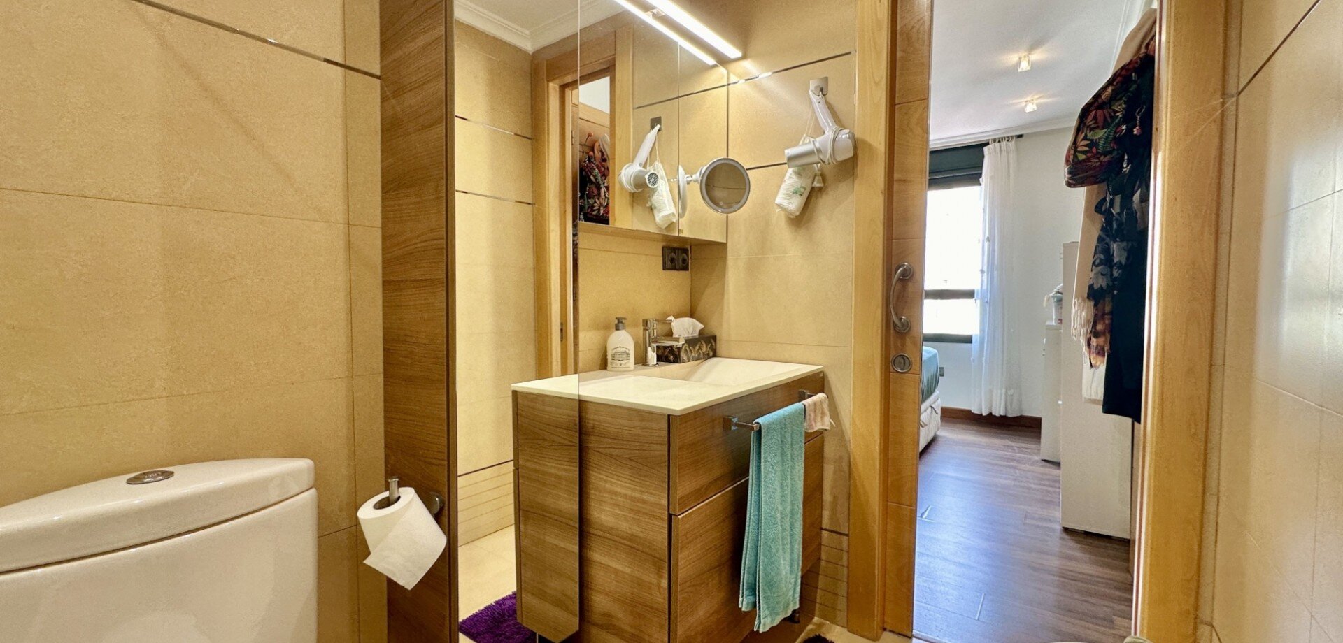 2-Bedroom Apartment in Guardamar del Segura - Image 18