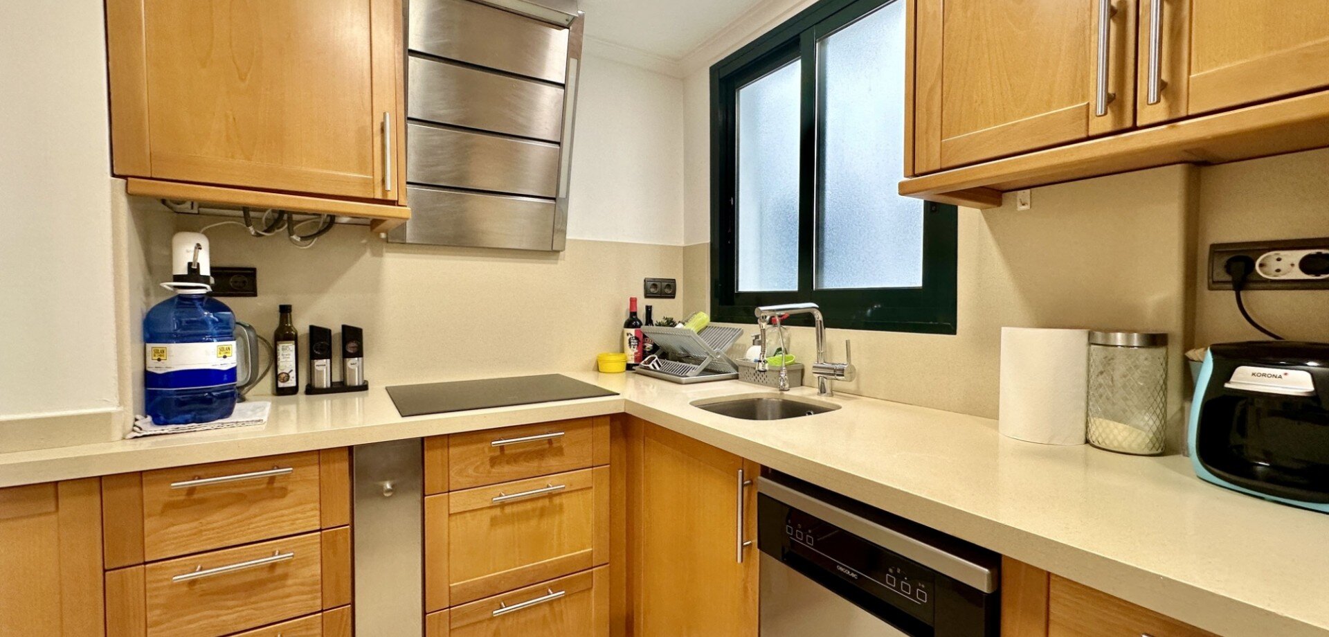 2-Bedroom Apartment in Guardamar del Segura - Image 22