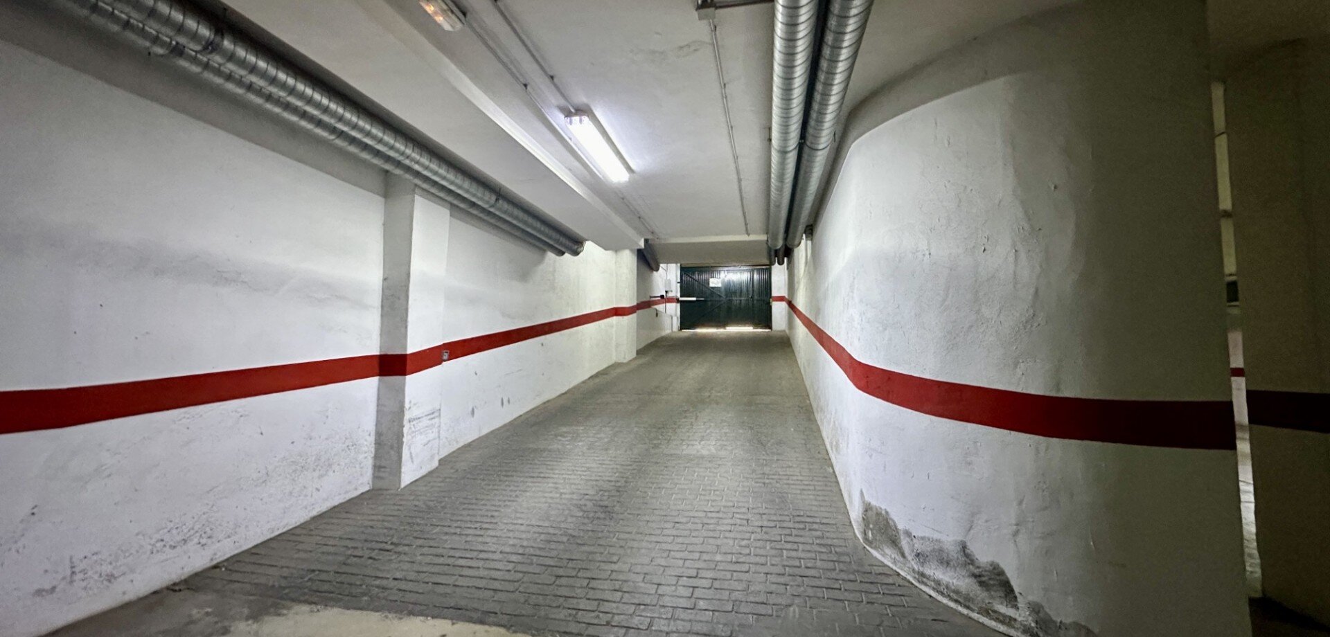 2-Bedroom Apartment in Guardamar del Segura - Image 31