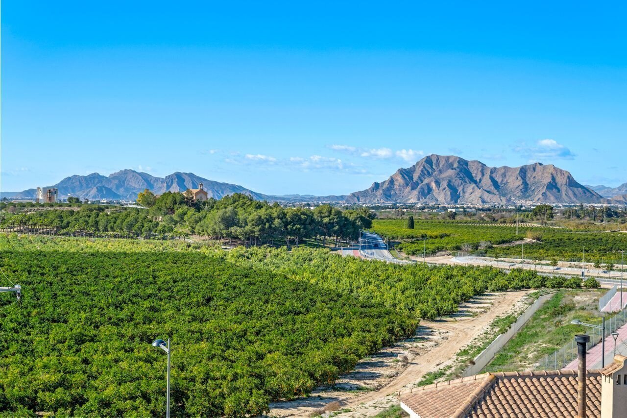 2-Bedroom Apartment in Pueblo 3, Algorfa - Image 24