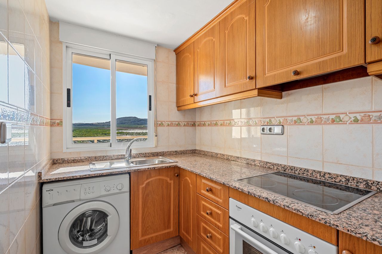 2-Bedroom Apartment in Pueblo 3, Algorfa - Image 9