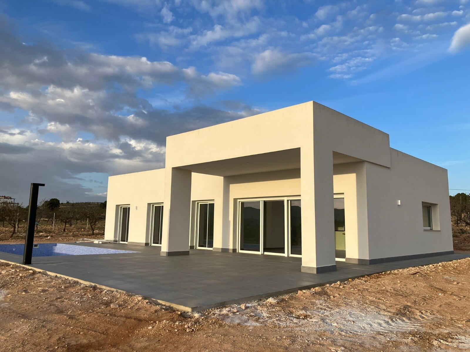 3-Bedroom Detached House in Pinoso - Image 21