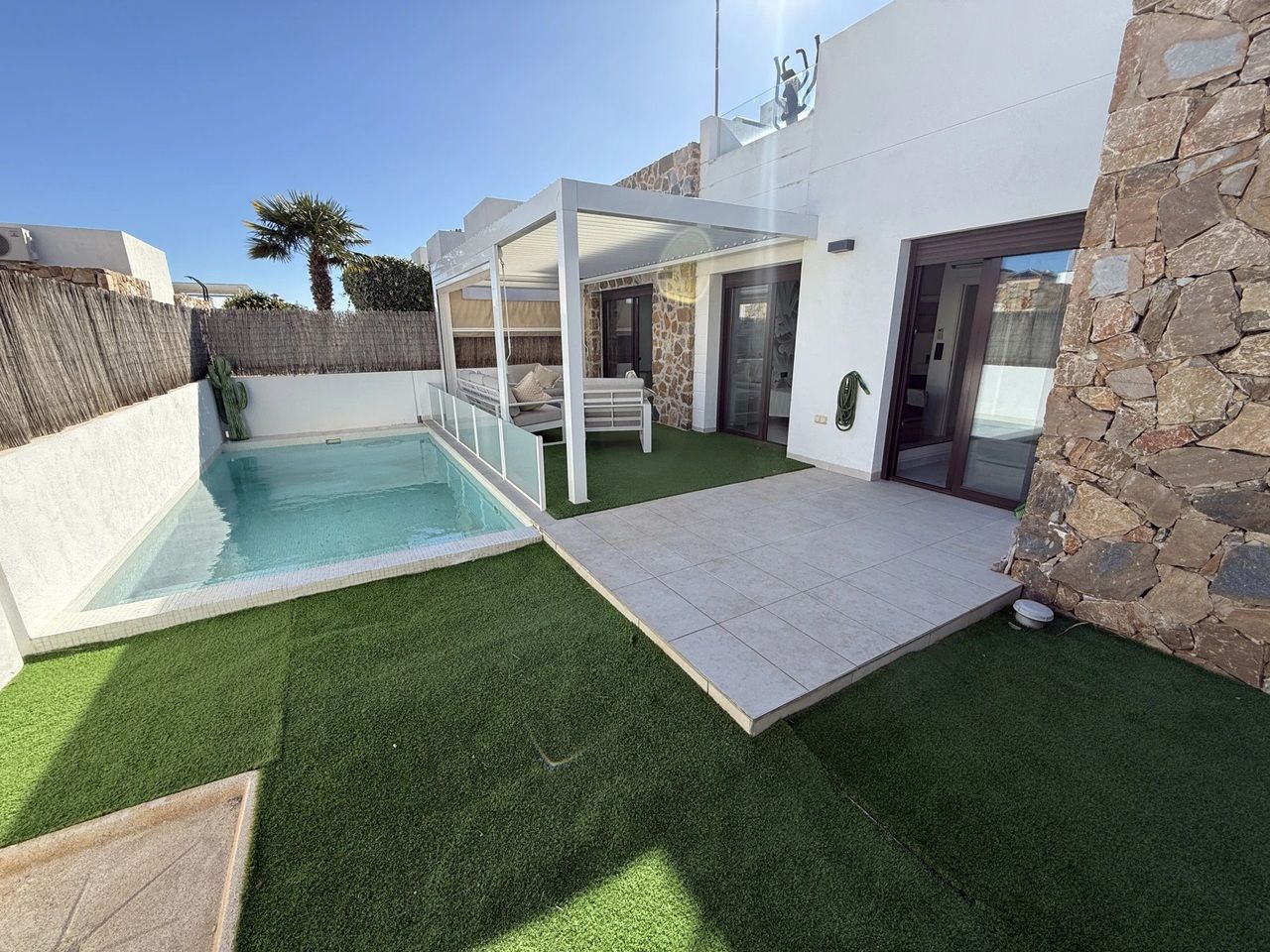 3-Bedroom Villa in Lomas de Cabo Roig, Orihuela Costa - Image 1