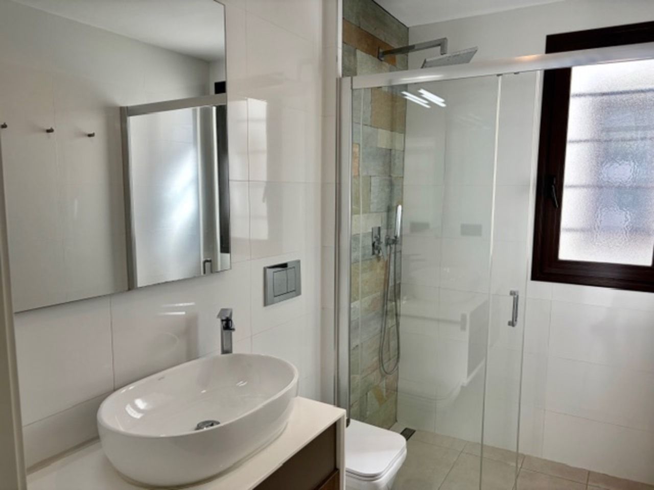 3-Bedroom Villa in Lomas de Cabo Roig, Orihuela Costa - Image 14