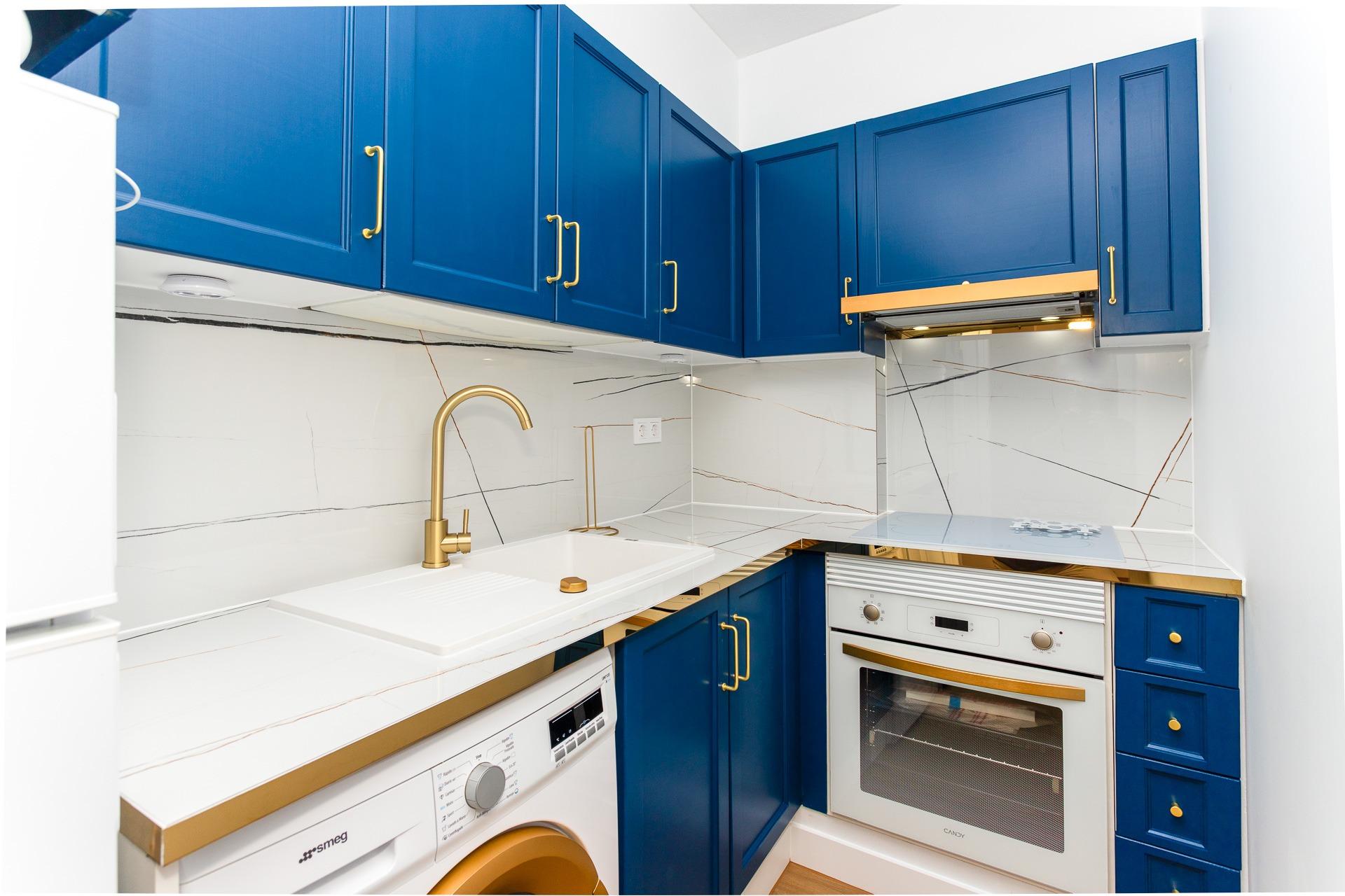 2-Bedroom Apartment in Centro, Torrevieja - Image 9