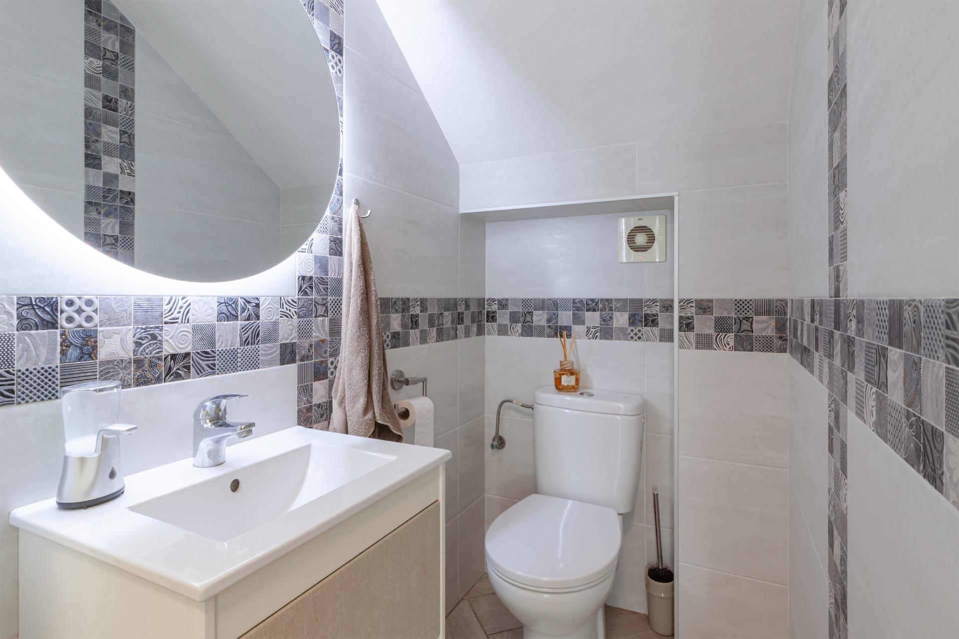 Villa de 4 Chambres à La Florida, Orihuela Costa - Image 23