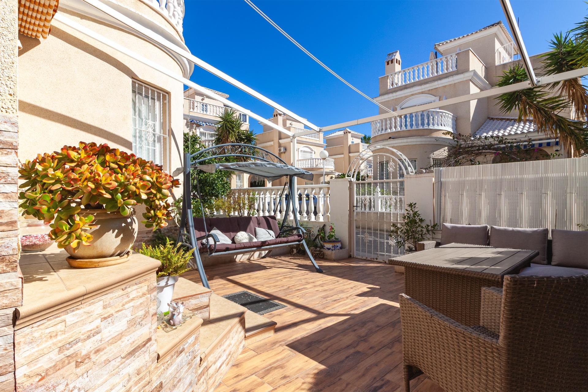 Villa de 4 Chambres à La Florida, Orihuela Costa - Image 3