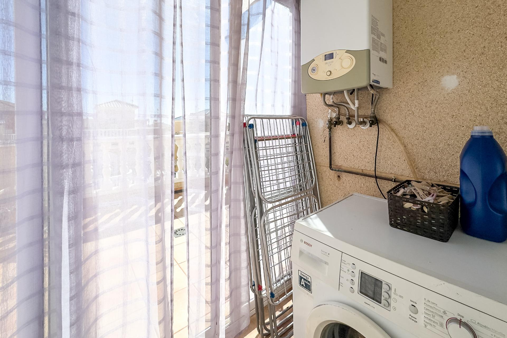 Villa de 4 Chambres à La Florida, Orihuela Costa - Image 47