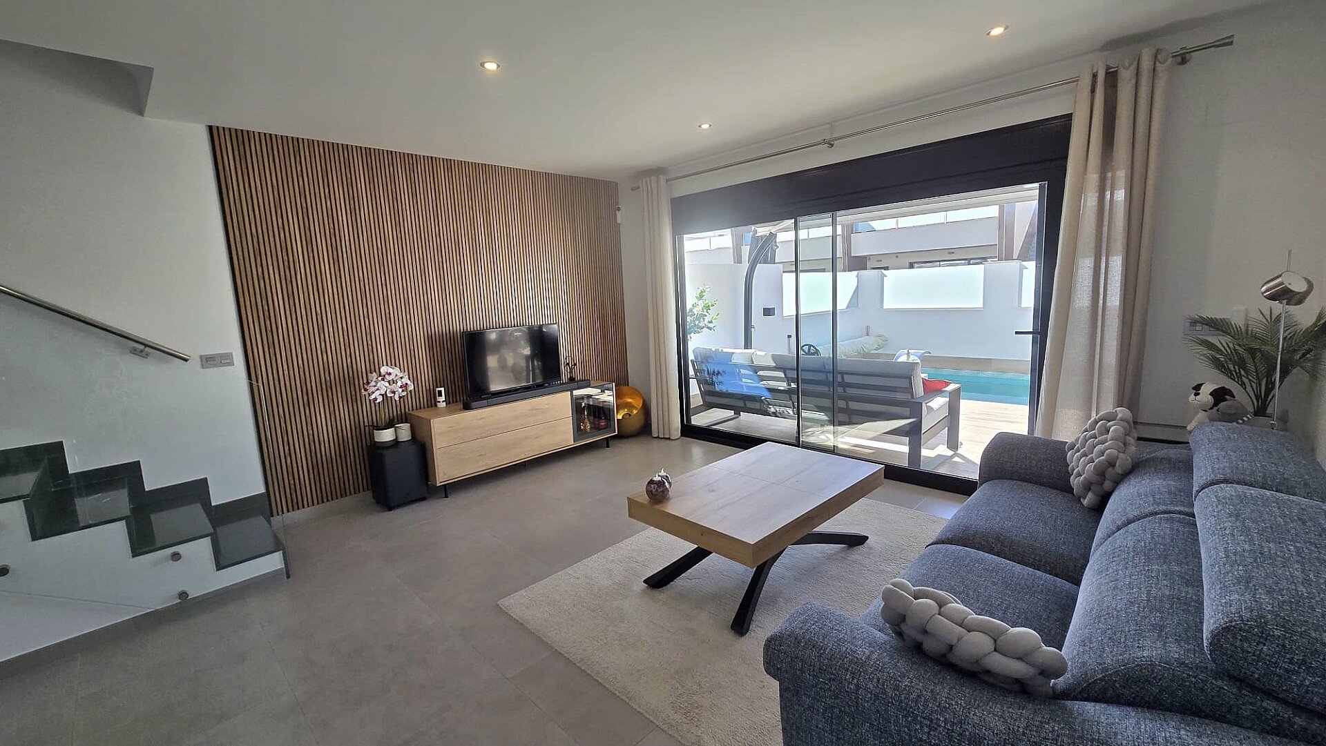 3-Bedroom Villa in San Pedro del Pinatar - Image 12