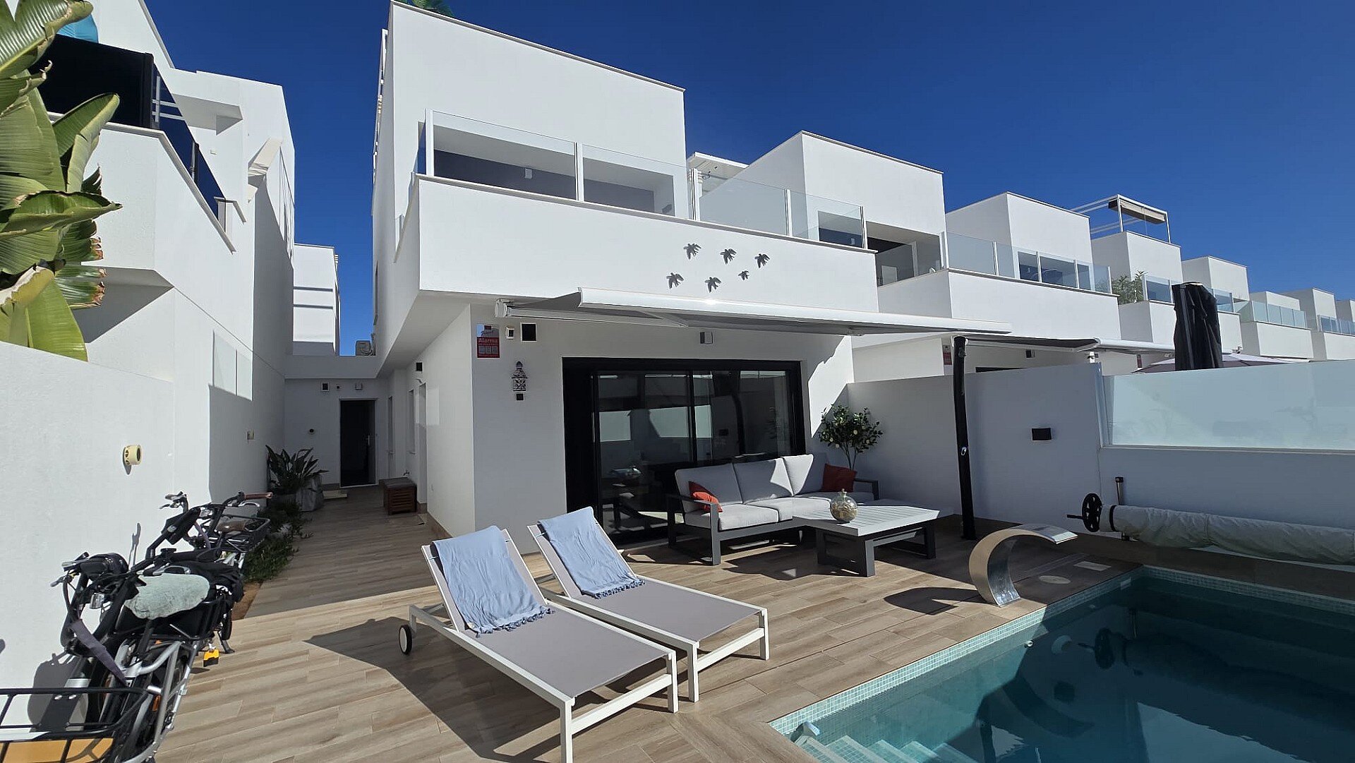 3-Bedroom Villa in San Pedro del Pinatar - Image 3