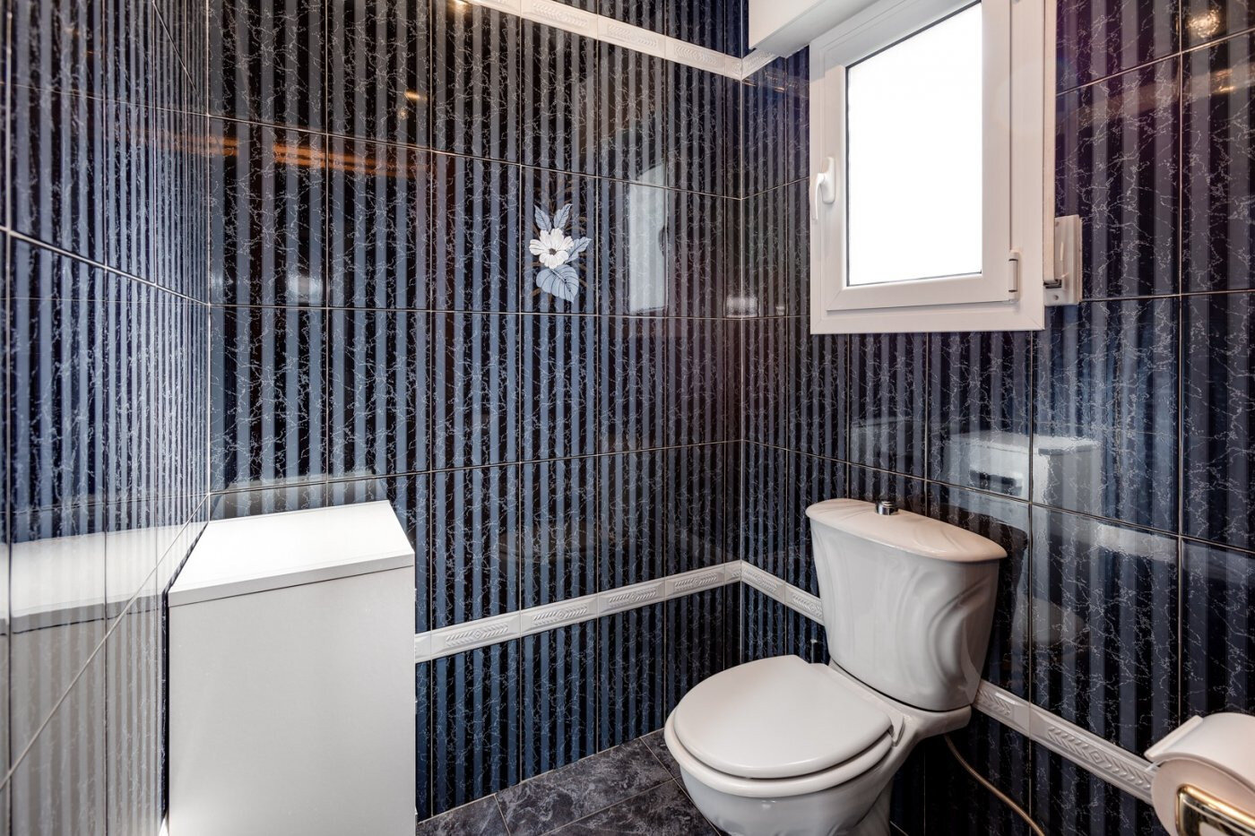 5-Bedroom Villa in San Luis, Torrevieja - Image 47