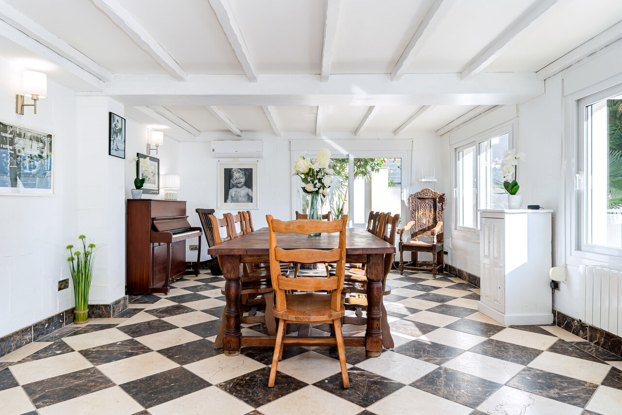 7-Bedroom Villa in Campoamor, Orihuela Costa - Image 13