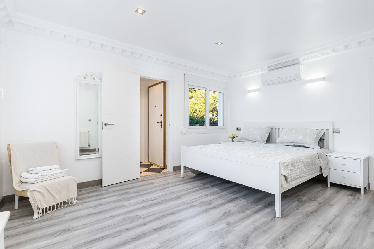 7-Bedroom Villa in Campoamor, Orihuela Costa - Image 21