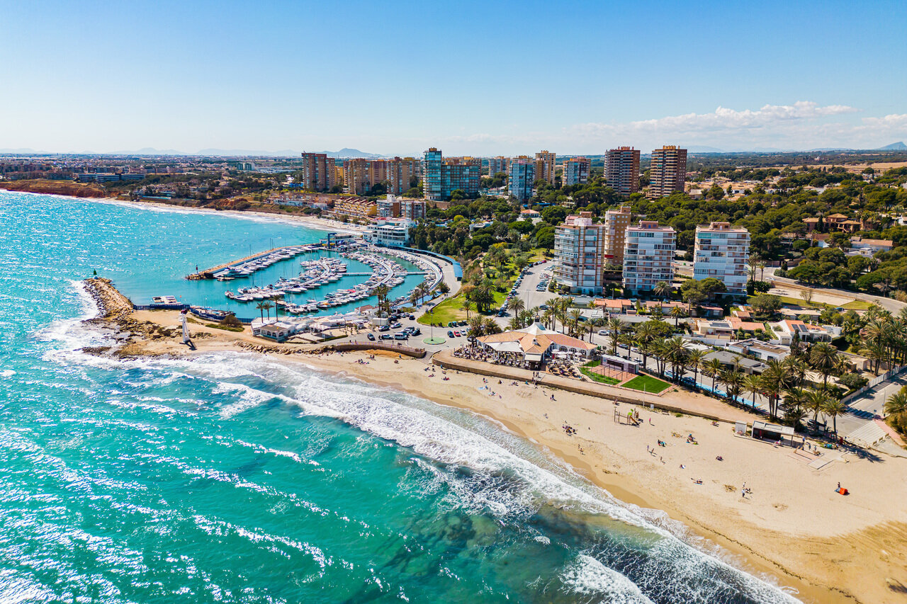 7-Bedroom Villa in Campoamor, Orihuela Costa - Image 31