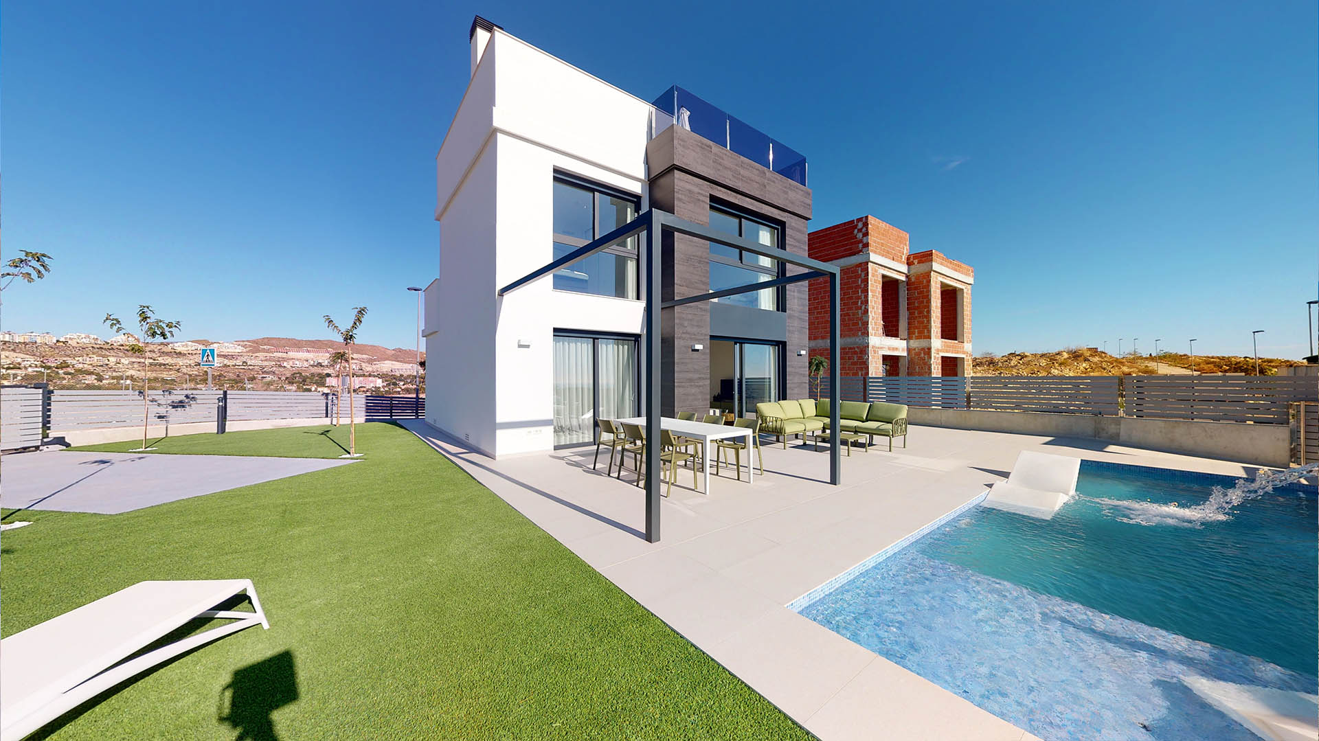 3-Bedroom Detached House in Mutxamel - Image 4