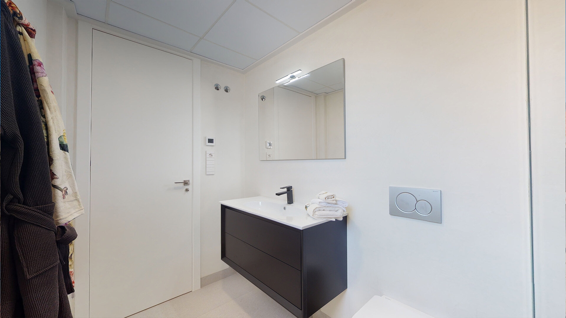 3-Bedroom Detached House in Mutxamel - Image 9