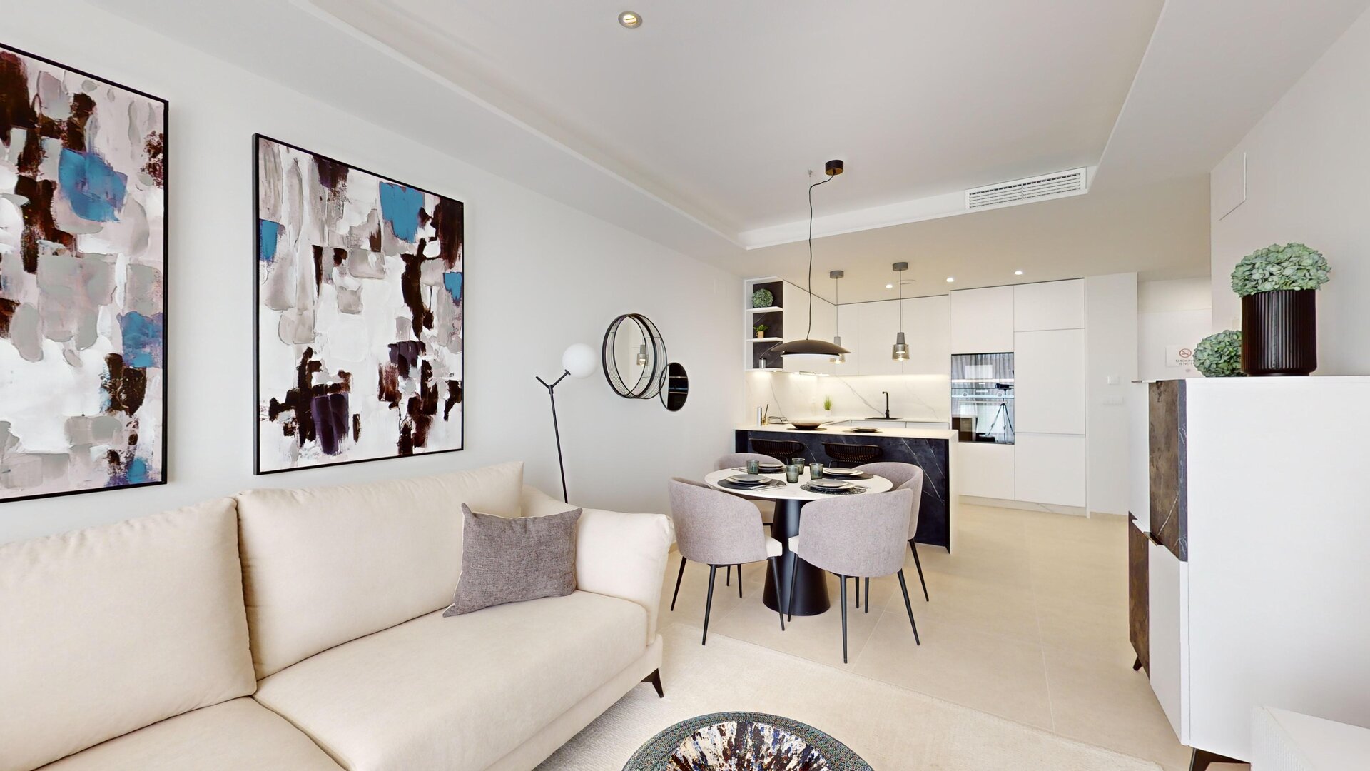 3-Bedroom Ground Floor Apartment in Cabo Roig - Image 10