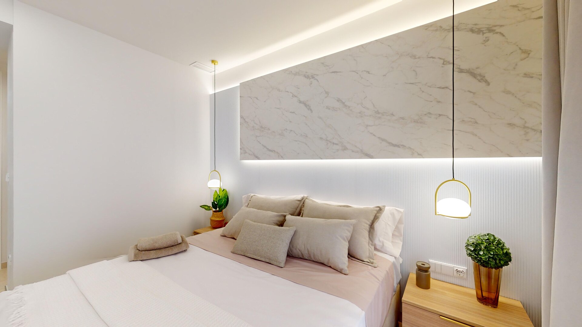 3-Bedroom Ground Floor Apartment in Cabo Roig - Image 21