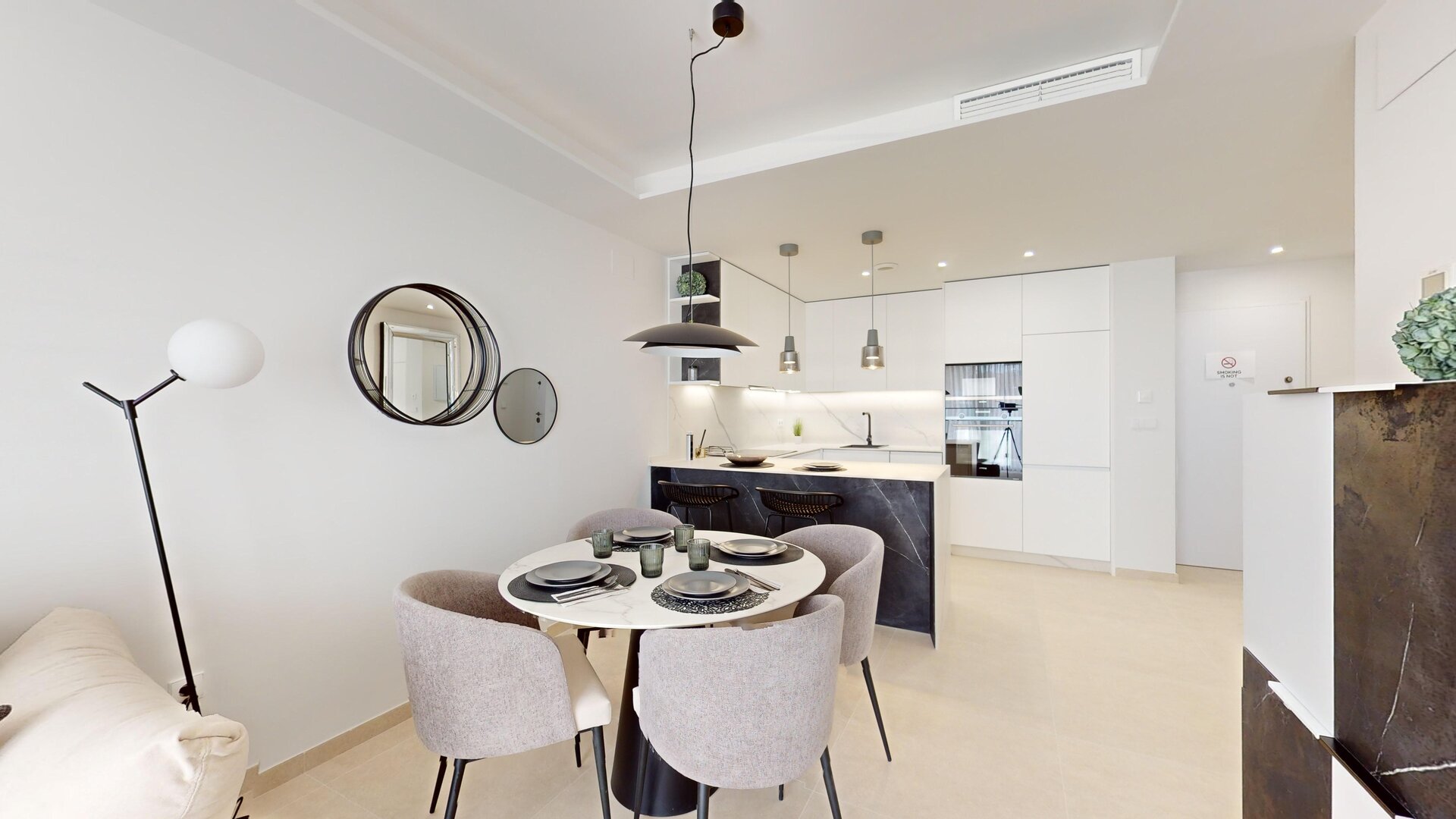 3-Bedroom Ground Floor Apartment in Cabo Roig - Image 7