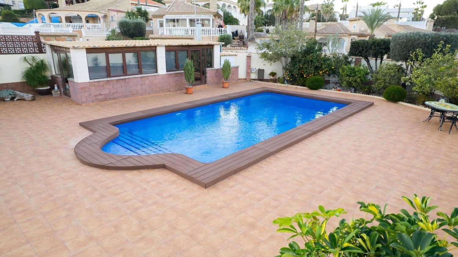 7-Bedroom Villa in Los Balcones - Los Altos del Edén, Torrevieja - Image 18