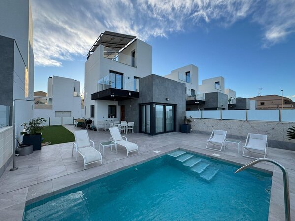 3 magamistuba - Luksuslik villa - Torrevieja