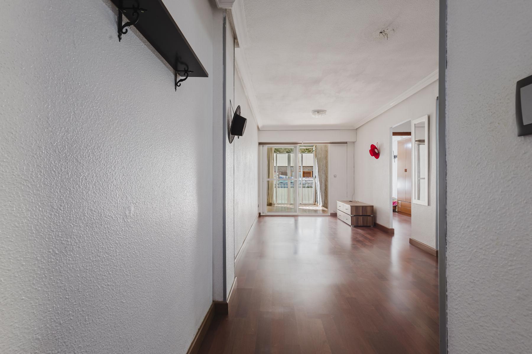 3-Bedroom Apartment in Acequion, Torrevieja - Image 4