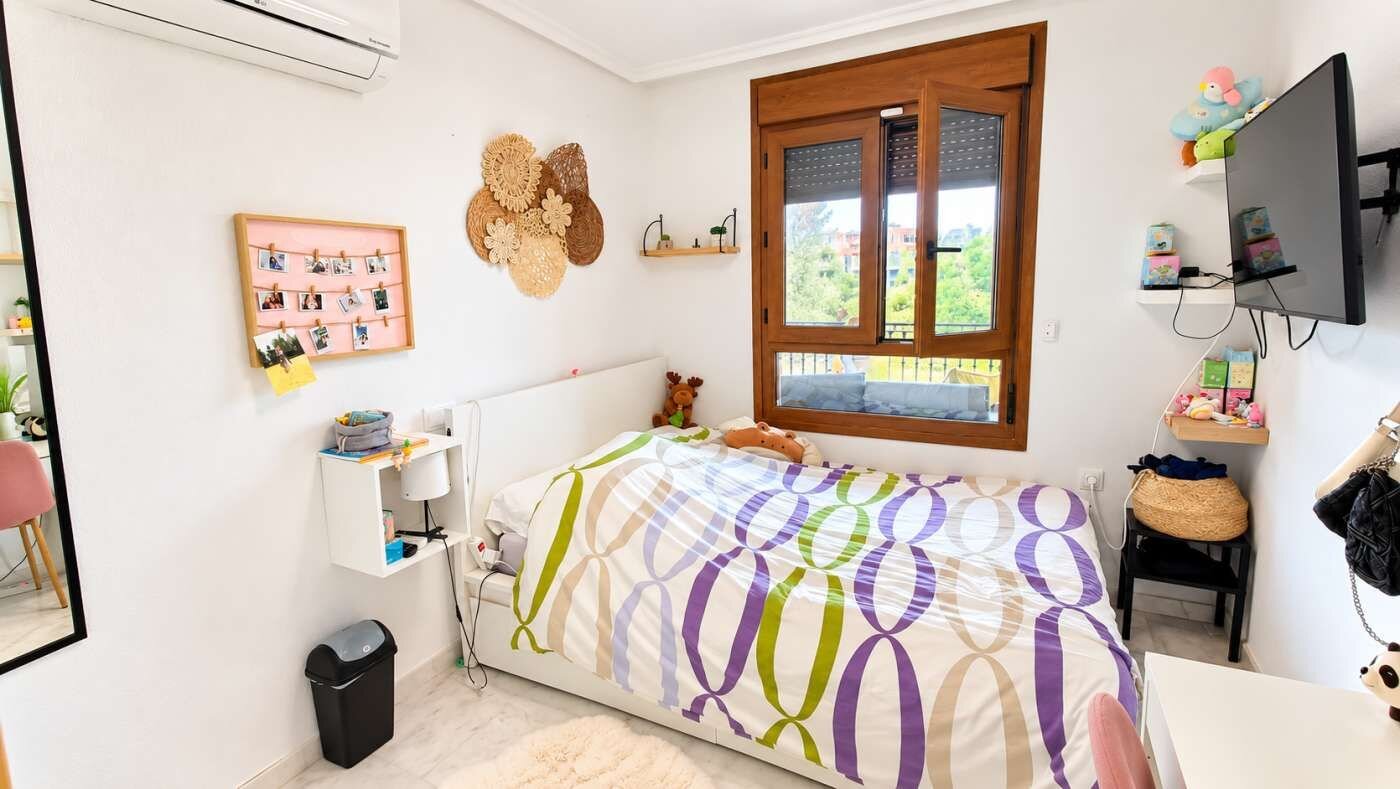 3-Bedroom Villa in Comunidad Valenciana, Algorfa - Image 13