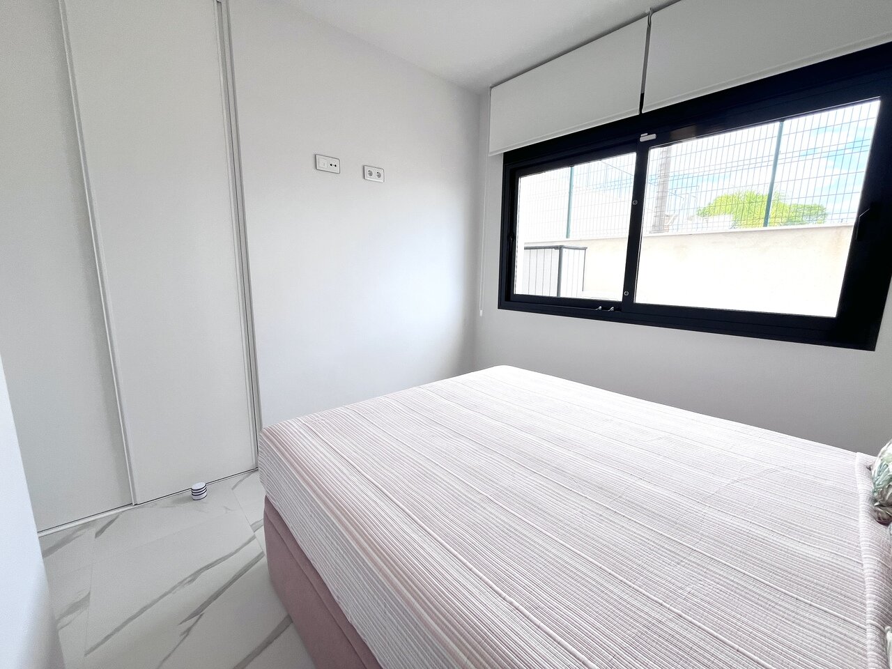 2-Bedroom Apartment in San Miguel de Salinas - Image 15