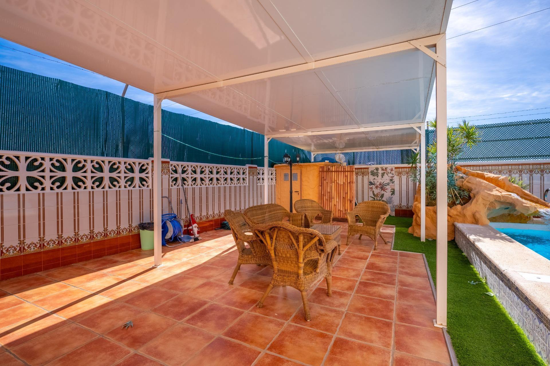 Villa met 6 Slaapkamers in La Siesta - El Salado - Torreta, Torrevieja - Image 46
