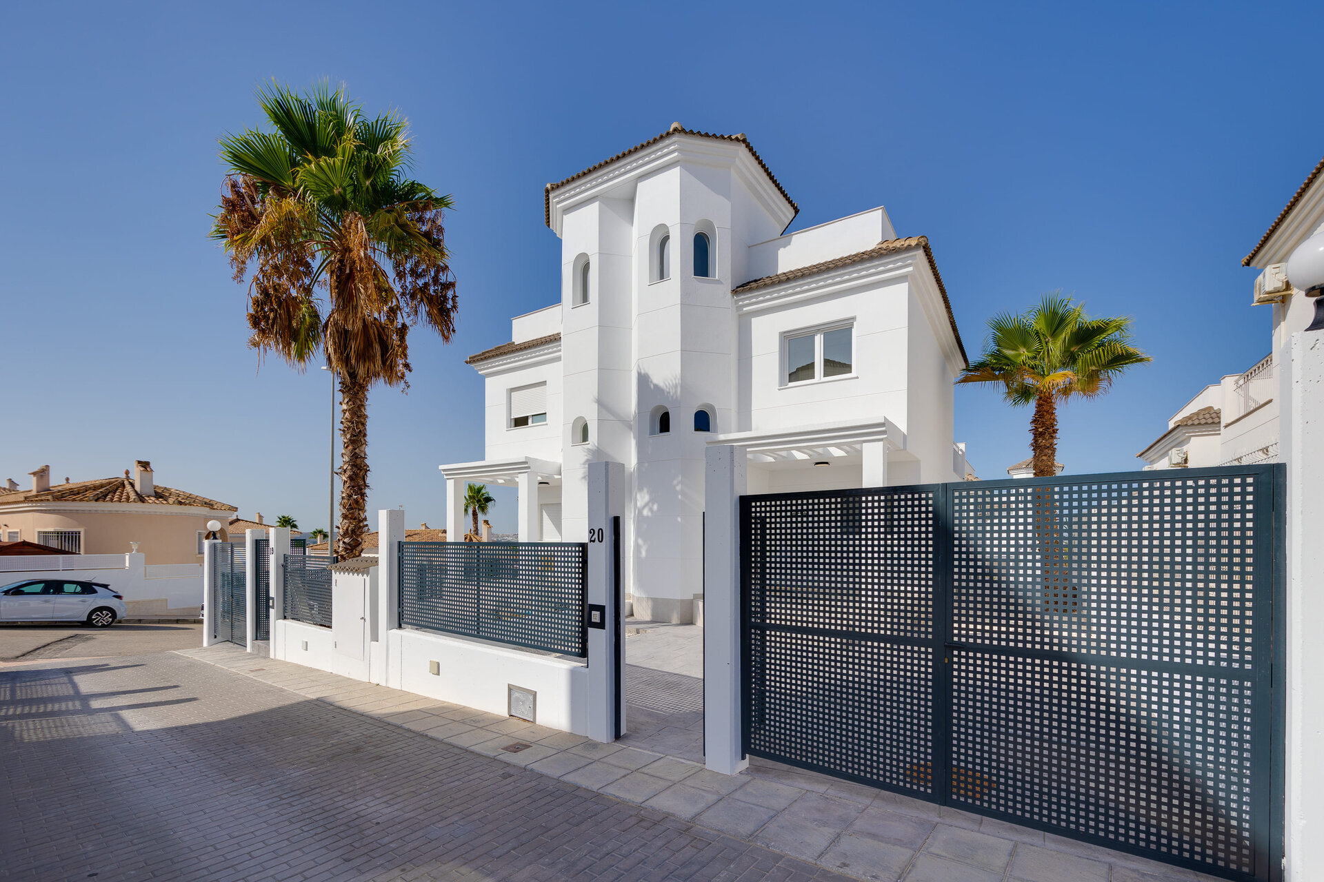 3-Bedroom Detached House in San Fulgencio - Image 17