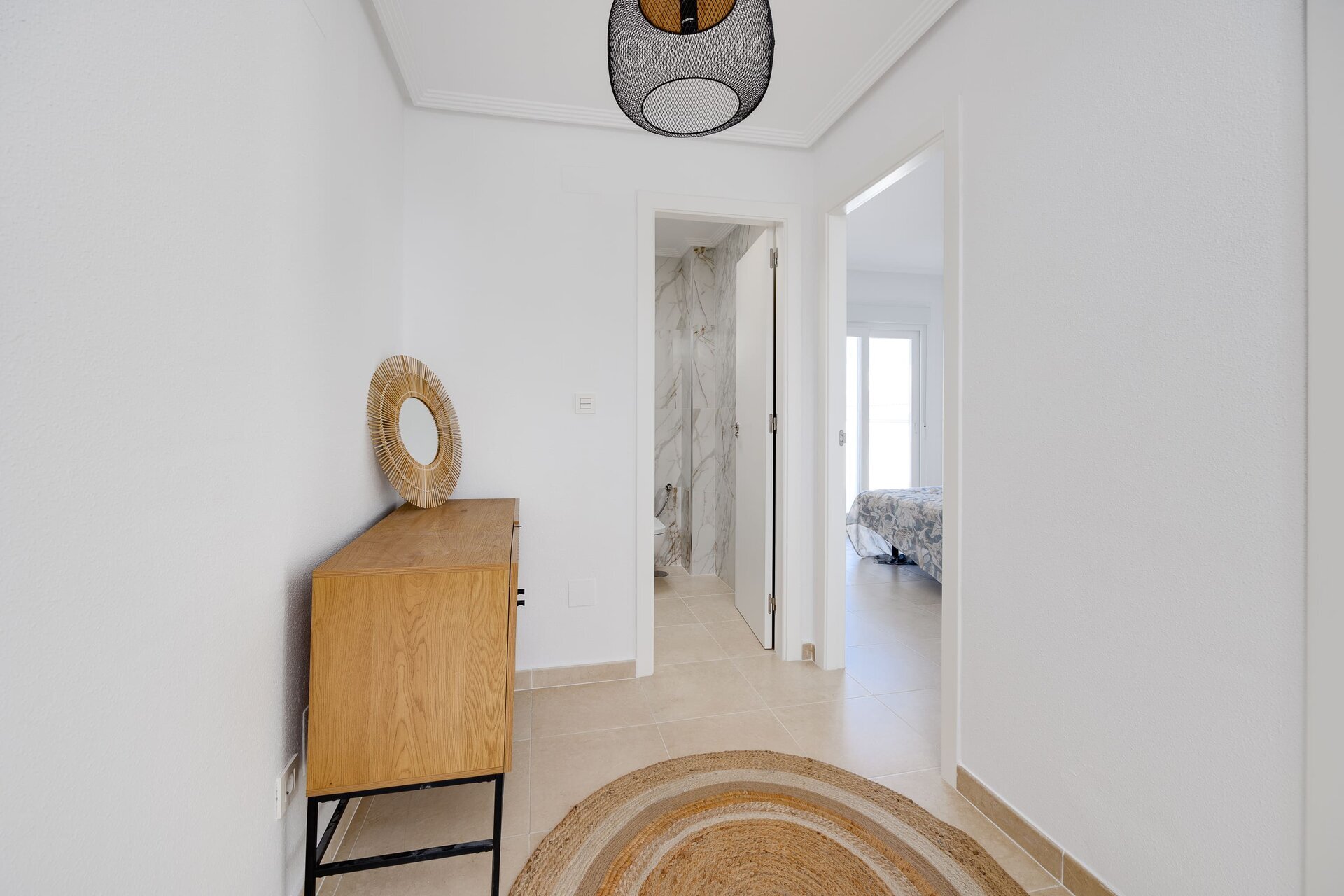 3-Bedroom Detached House in San Fulgencio - Image 8