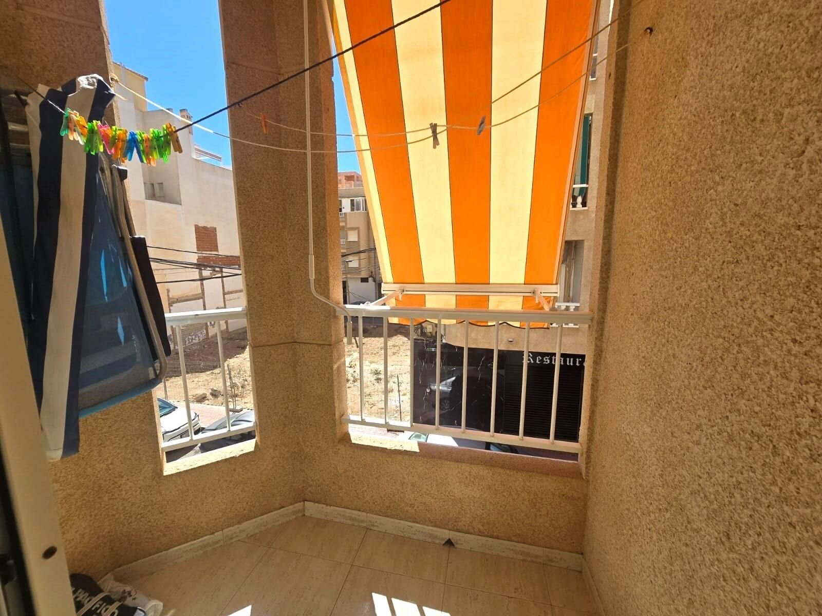 2-Bedroom Apartment in Estacion de Autobuses, Torrevieja - Image 26