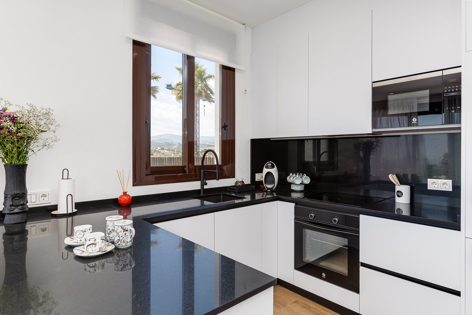 3-Bedroom Detached House in Finestrat - Image 13