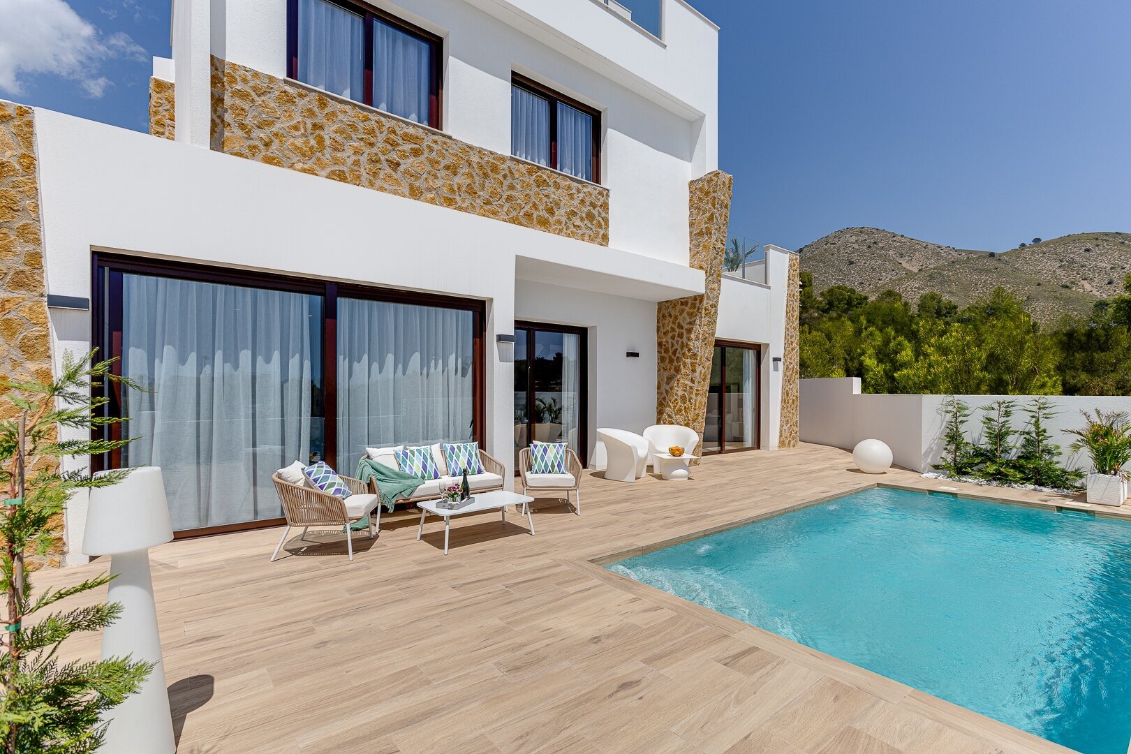 3-Bedroom Detached House in Finestrat - Image 14