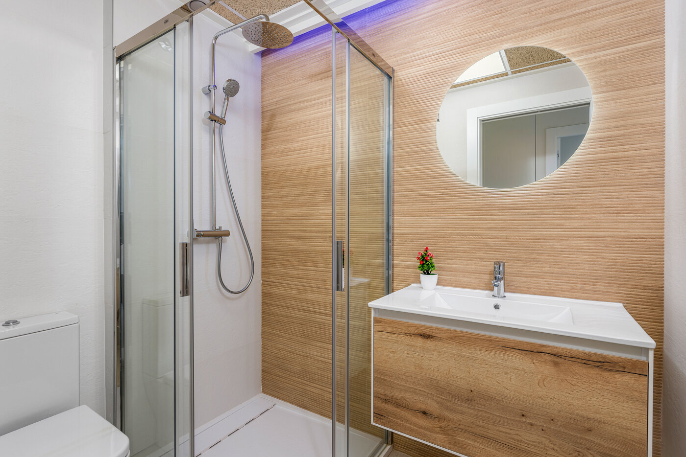 3-Bedroom Bungalow in Torrevieja - Image 15