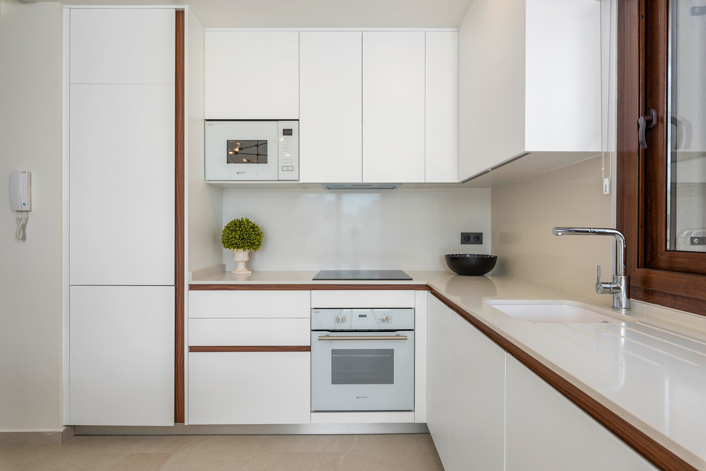 3-Bedroom Bungalow in Torrevieja - Image 9